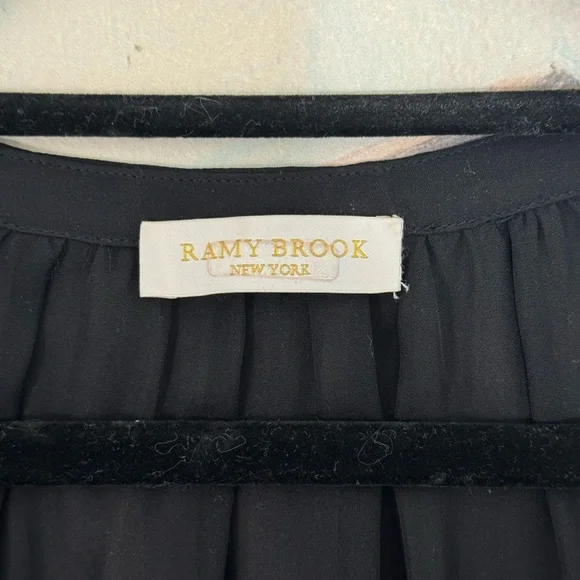 RAMY BROOK Embroidered Split Neck Blouse Black Silk Flowy Sleeve Size Sm - Picture 3 of 6